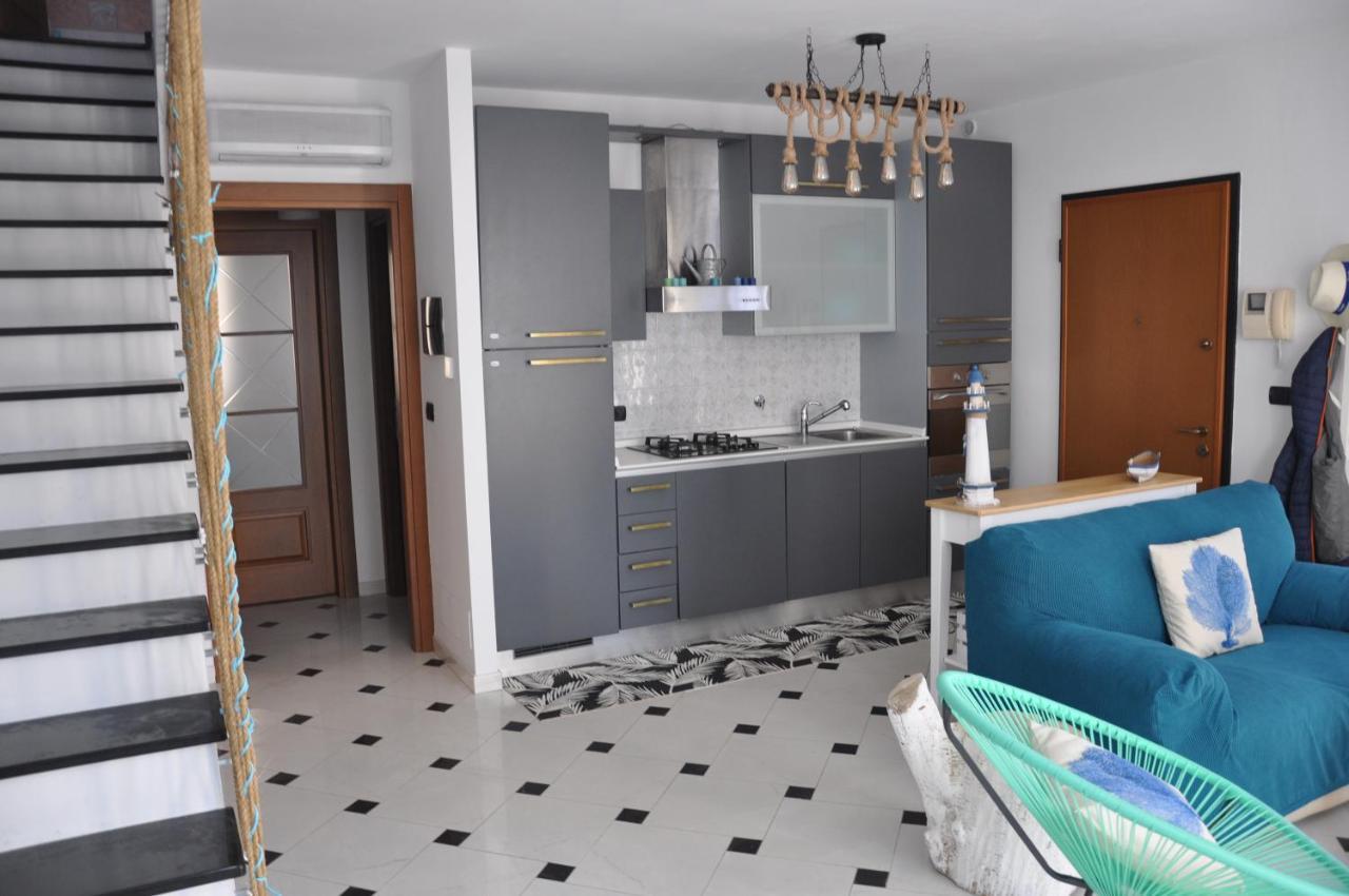 Appartamento Villa Rita A 100 M Dal Mare! 瓦莱克罗夏 外观 照片